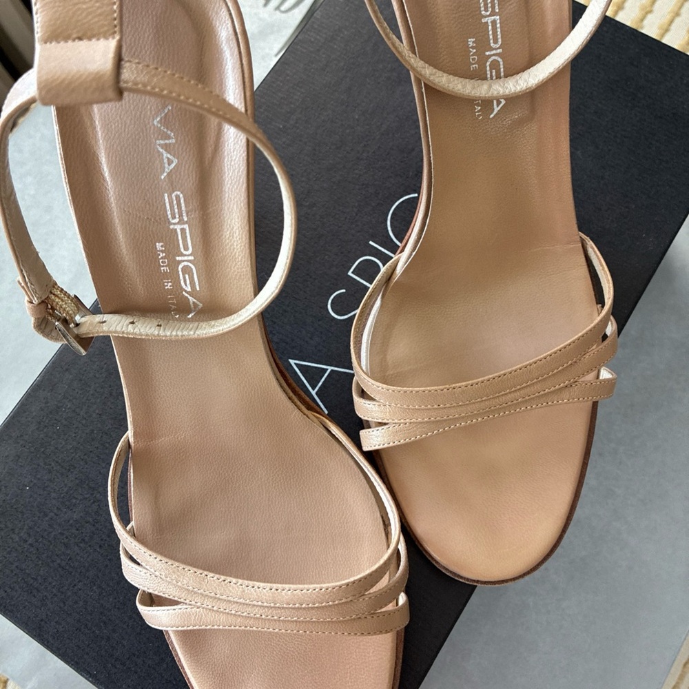 Via Spiga Tan Ankle Strap Leather Sandals made in Italy